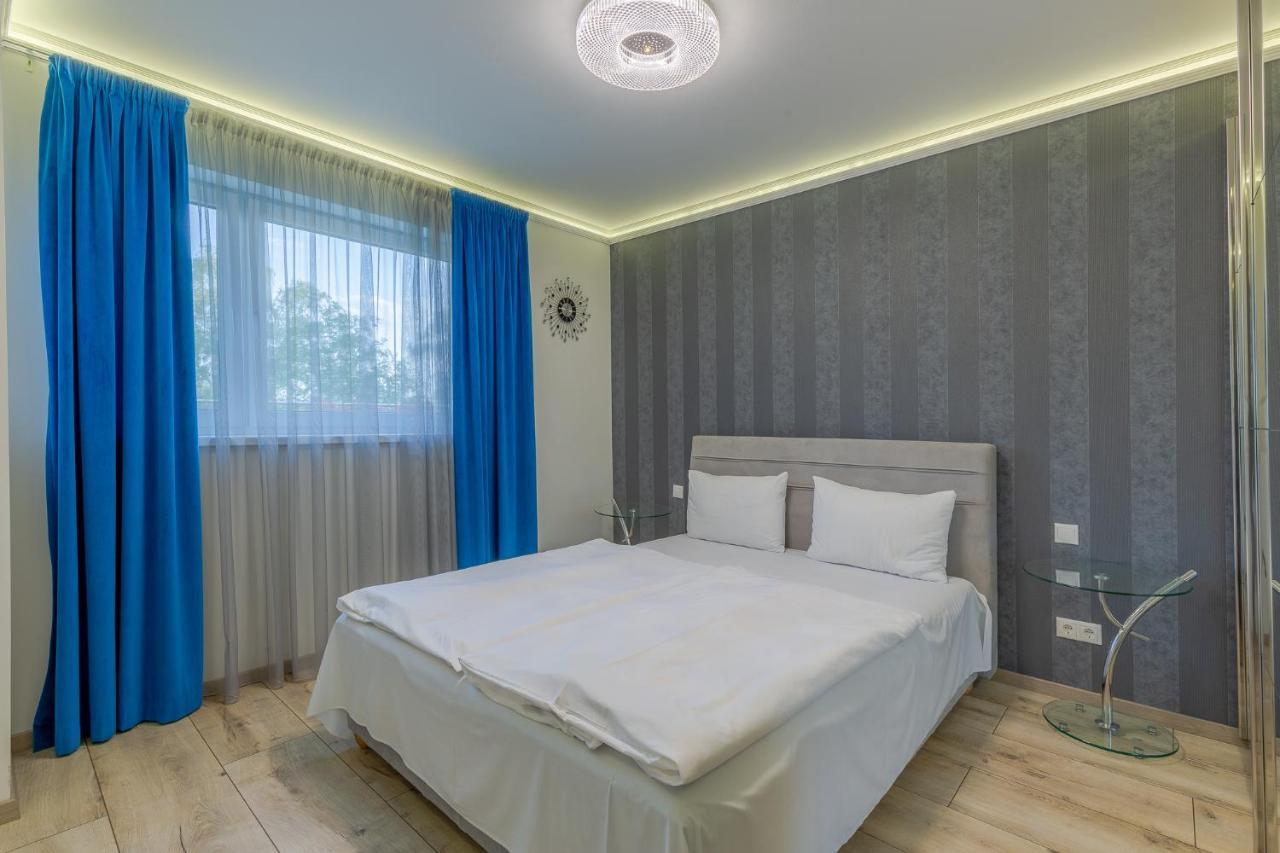 希欧福克Admiral Luxury IV Apartman By Bltn公寓 外观 照片